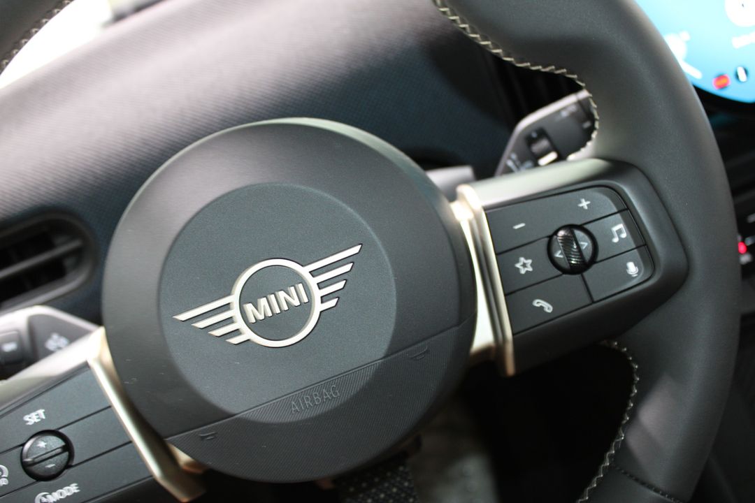 2025 MINI Hardtop 2 Door