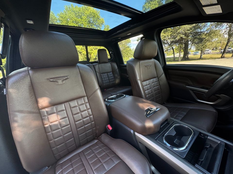2024 Nissan Titan