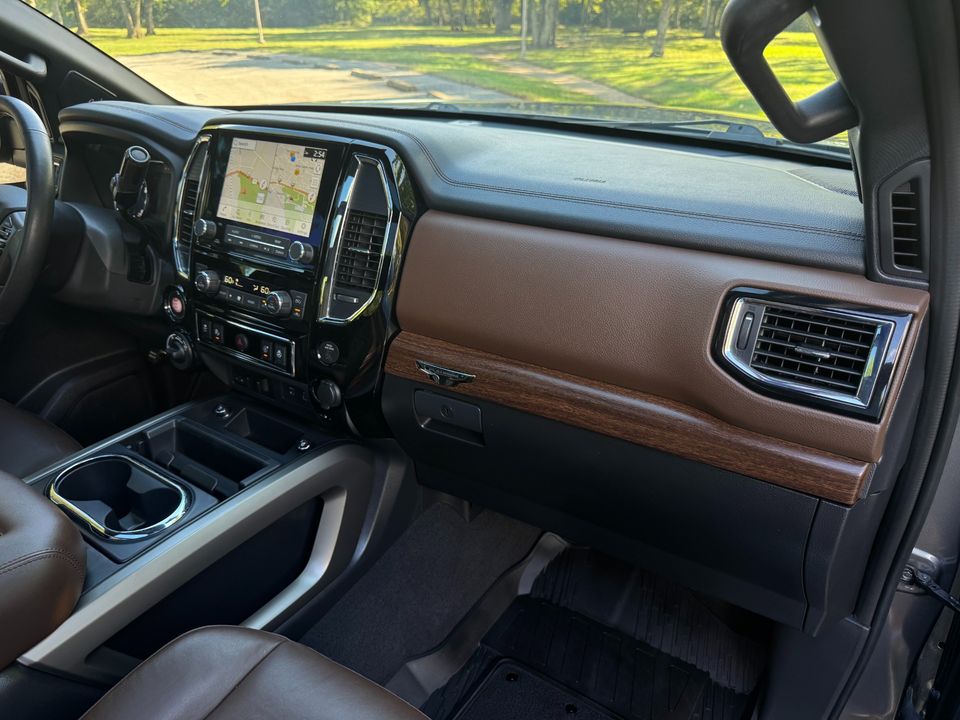 2024 Nissan Titan