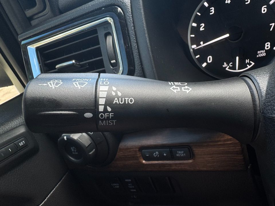 2024 Nissan Titan