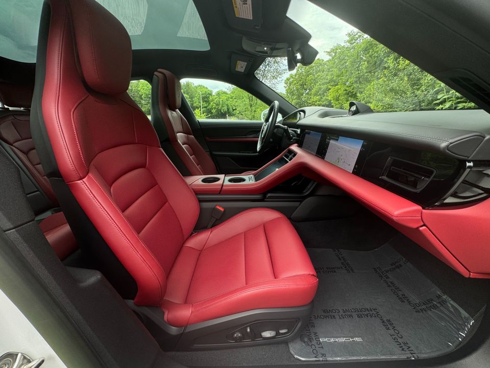 2023 Porsche Taycan