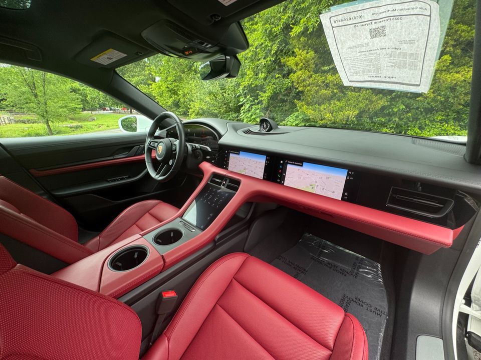 2023 Porsche Taycan