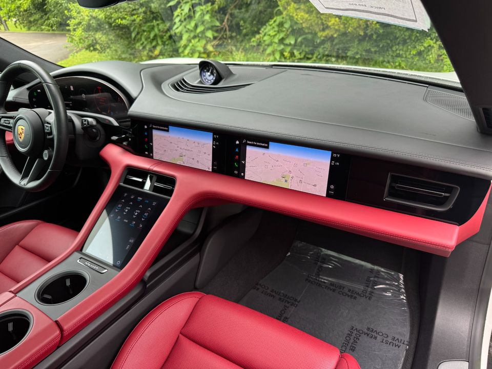 2023 Porsche Taycan