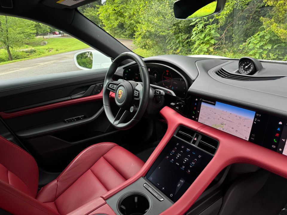 2023 Porsche Taycan