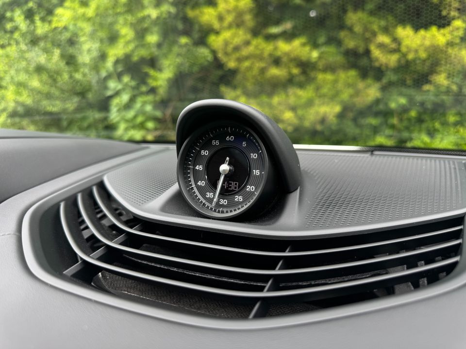 2023 Porsche Taycan