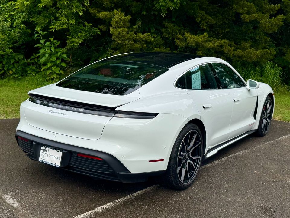 2023 Porsche Taycan