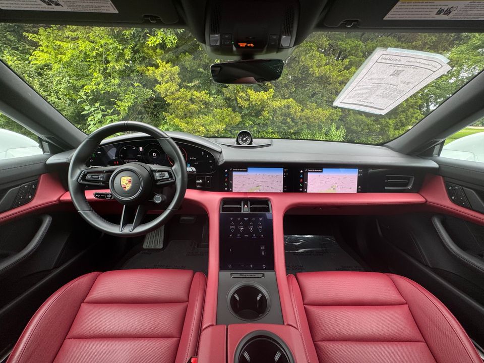 2023 Porsche Taycan
