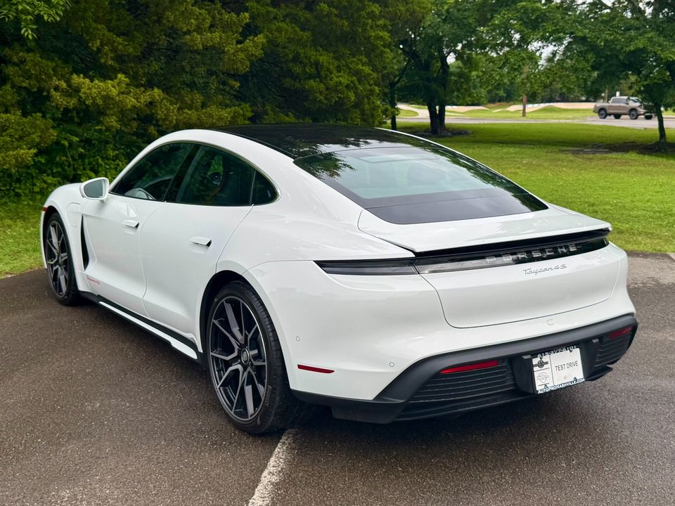 2023 Porsche Taycan