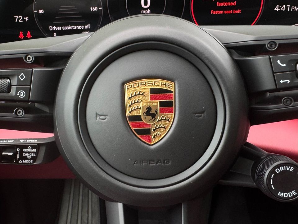2023 Porsche Taycan