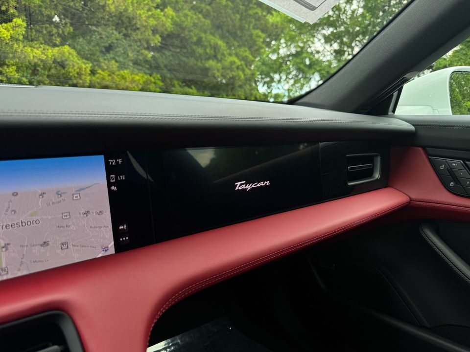 2023 Porsche Taycan
