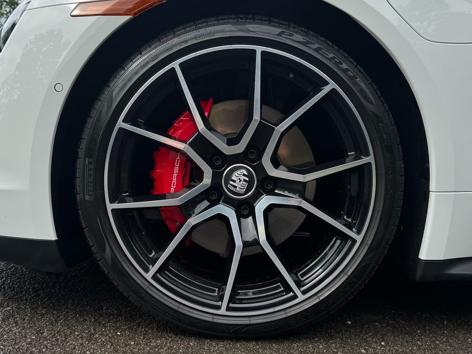 2023 Porsche Taycan
