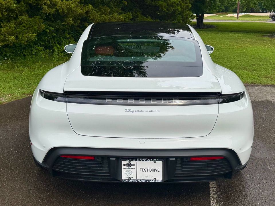 2023 Porsche Taycan