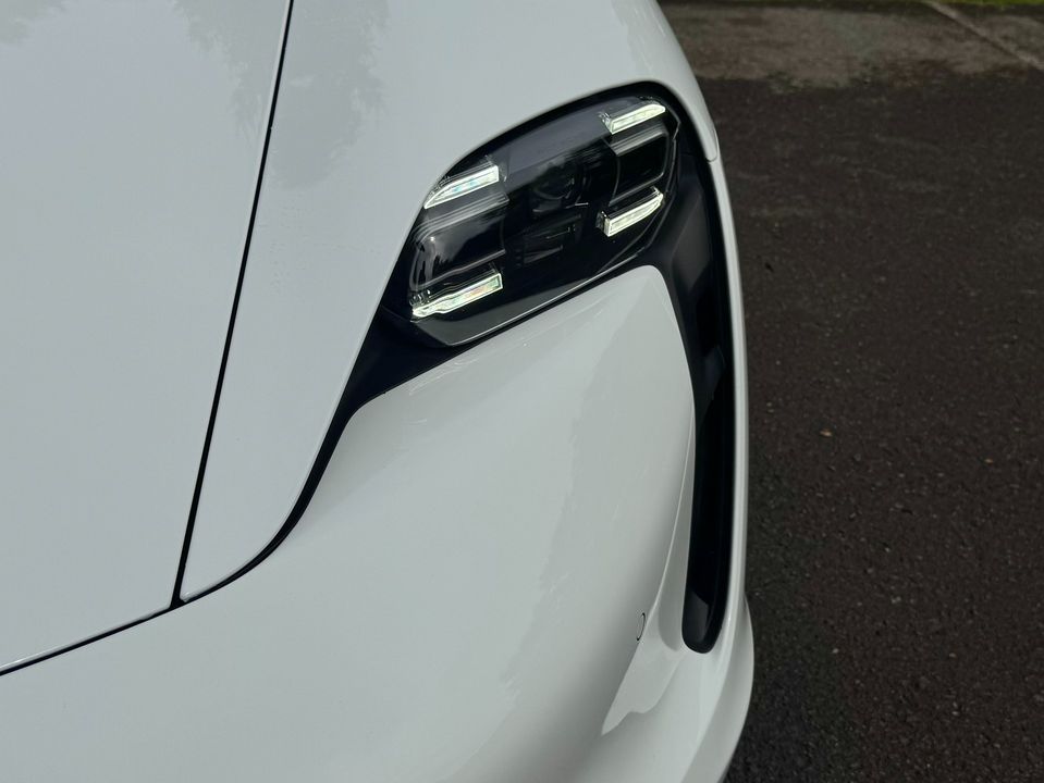2023 Porsche Taycan