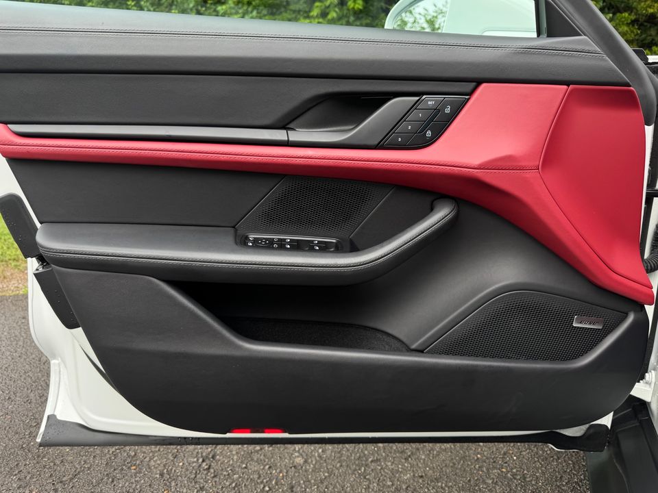 2023 Porsche Taycan