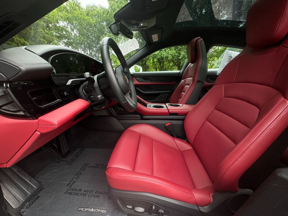 2023 Porsche Taycan