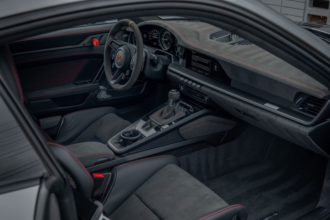 2025 Porsche 911