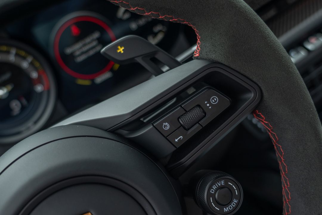 2025 Porsche 911