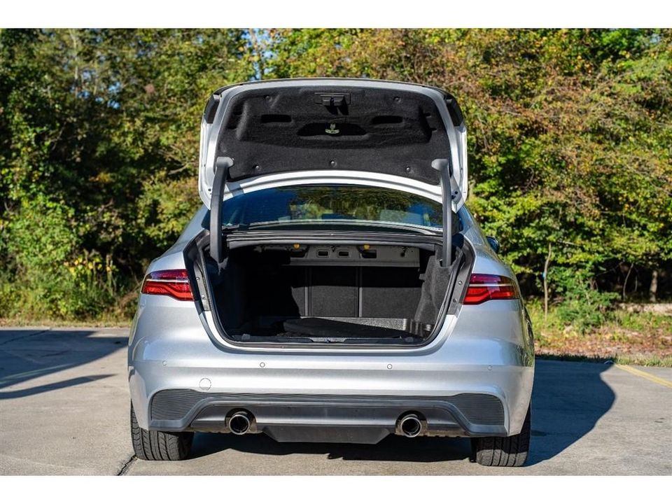 2020 Jaguar XE