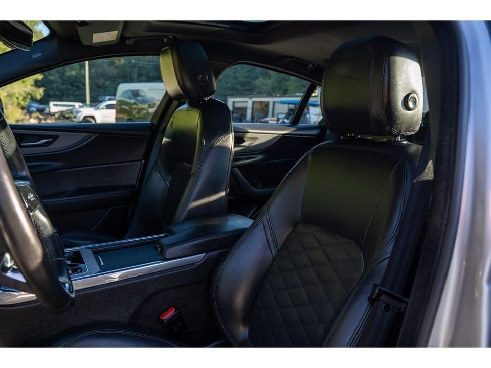 2020 Jaguar XE