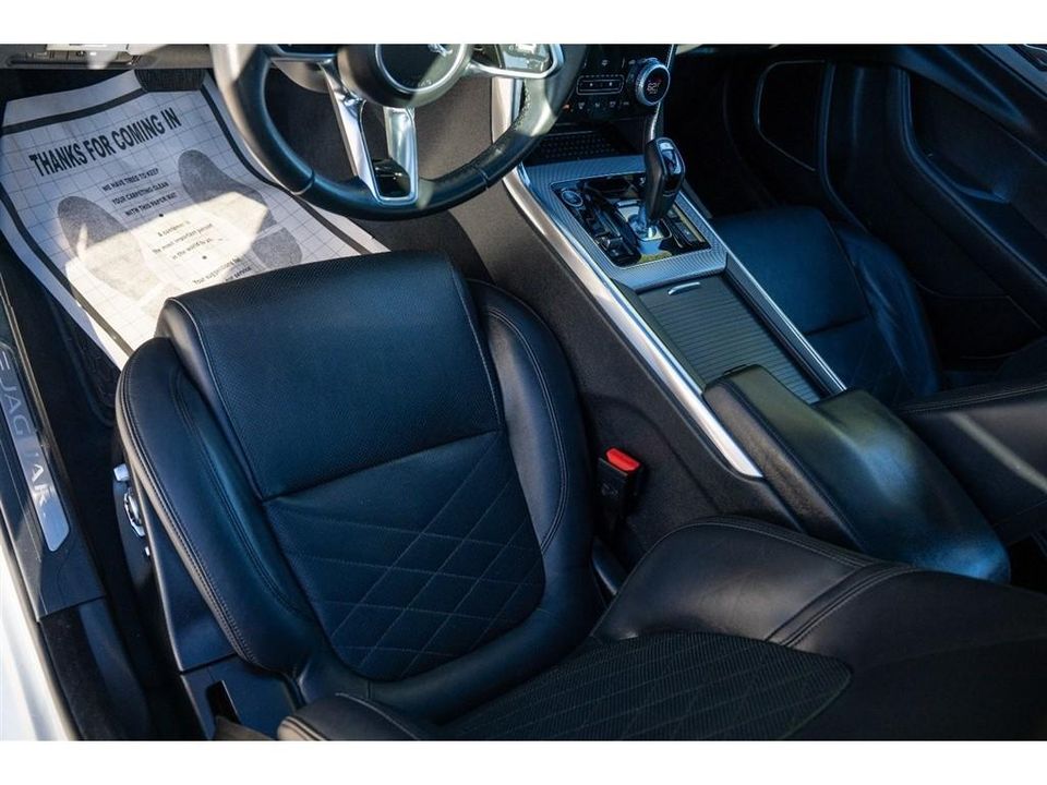 2020 Jaguar XE