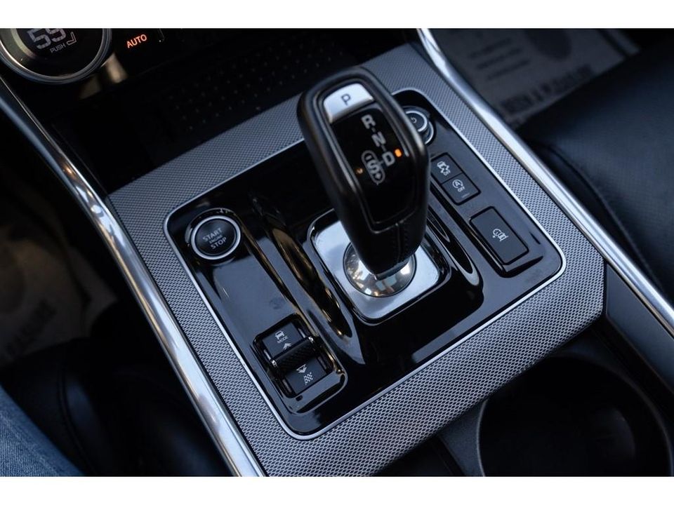 2020 Jaguar XE