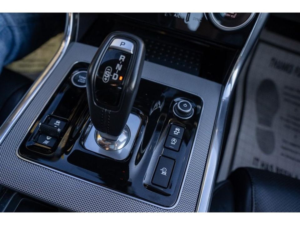 2020 Jaguar XE