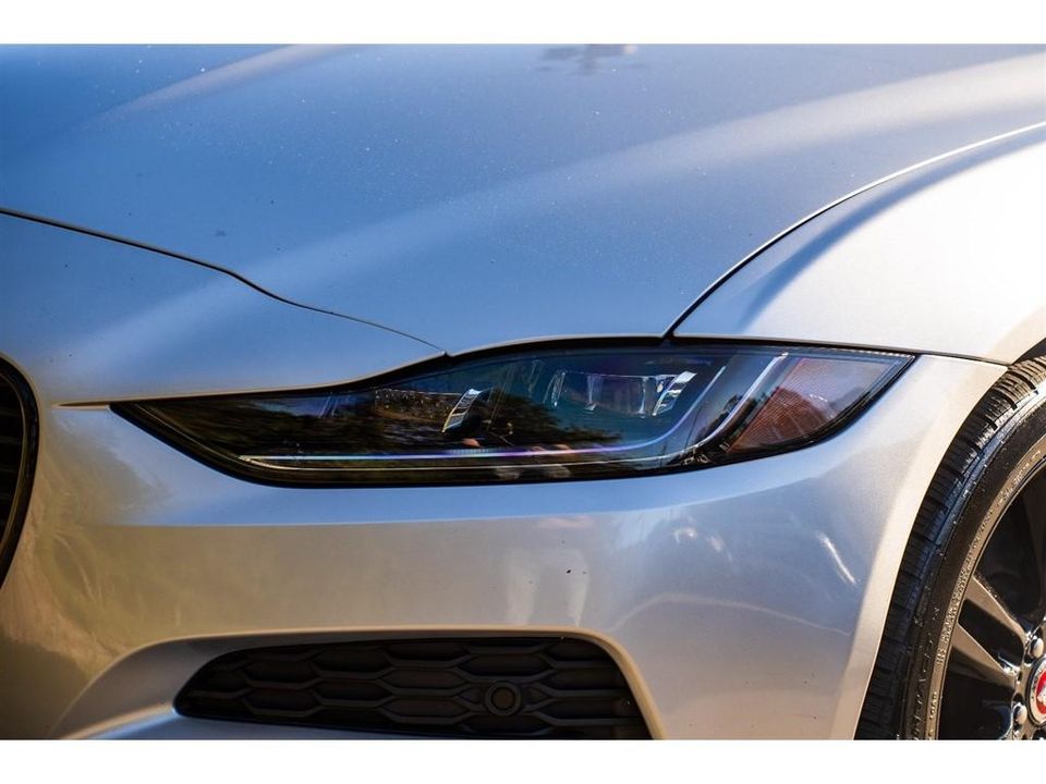 2020 Jaguar XE