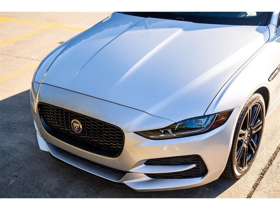 2020 Jaguar XE