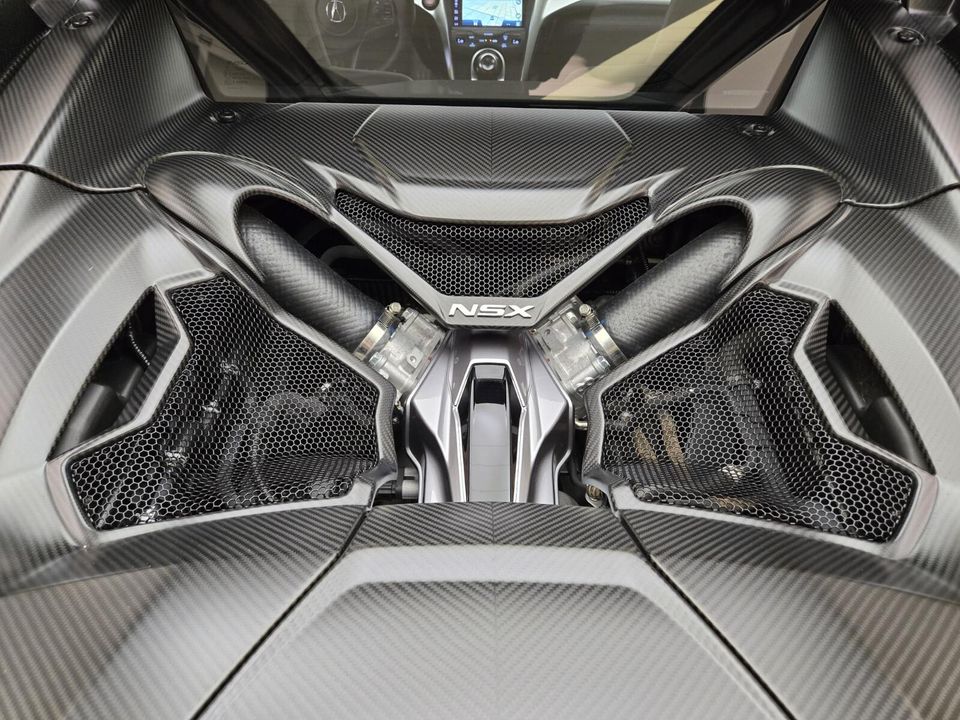 2017 Acura NSX
