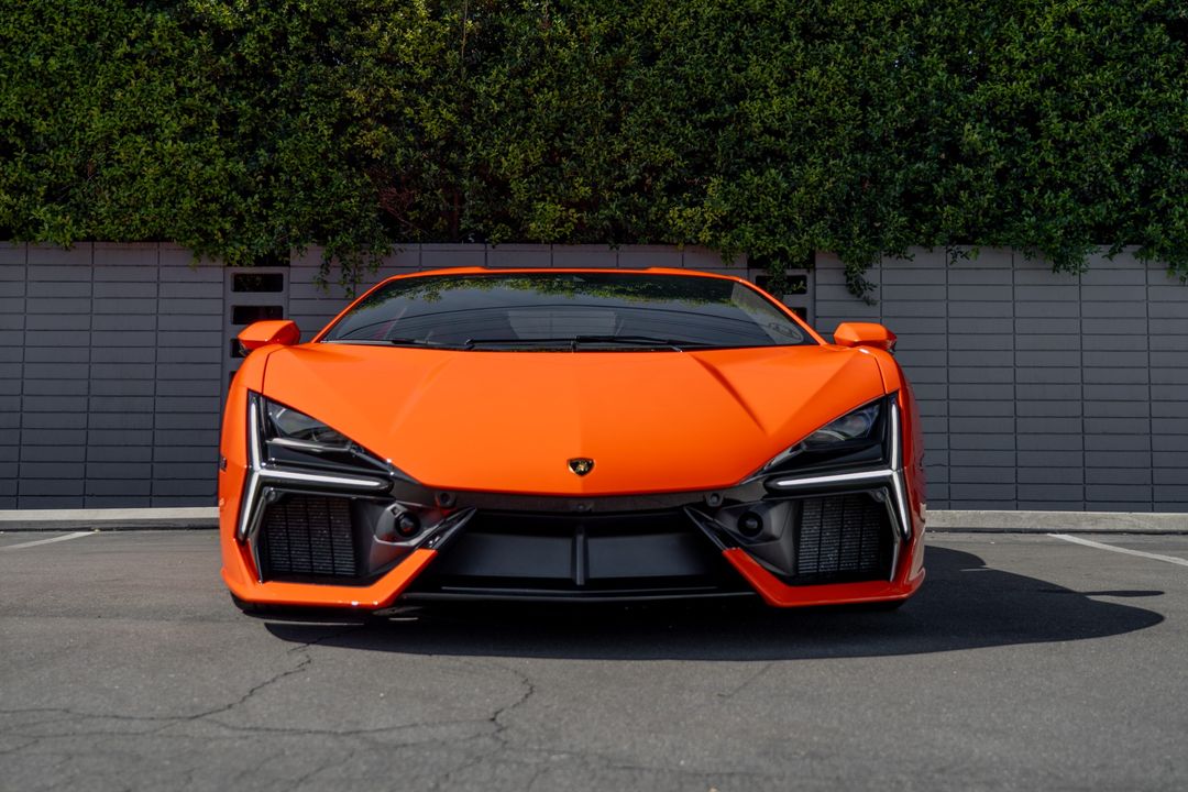 2024 Lamborghini Revuelto