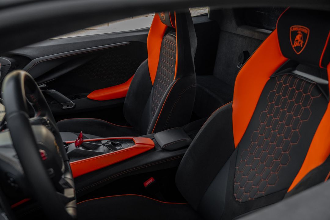 2024 Lamborghini Revuelto