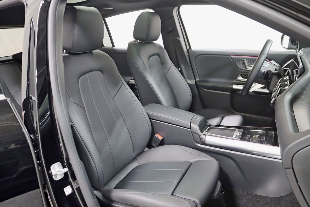 2025 Mercedes-Benz GLA