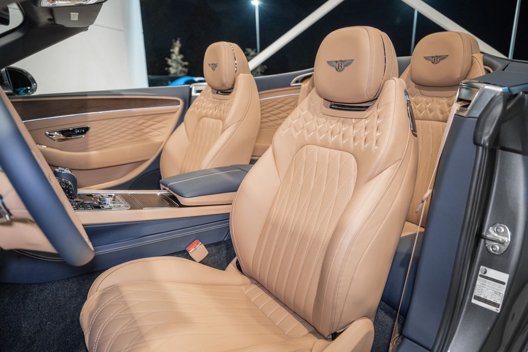 2026 BENTLEY CONTINENTAL GTC AZURE V8