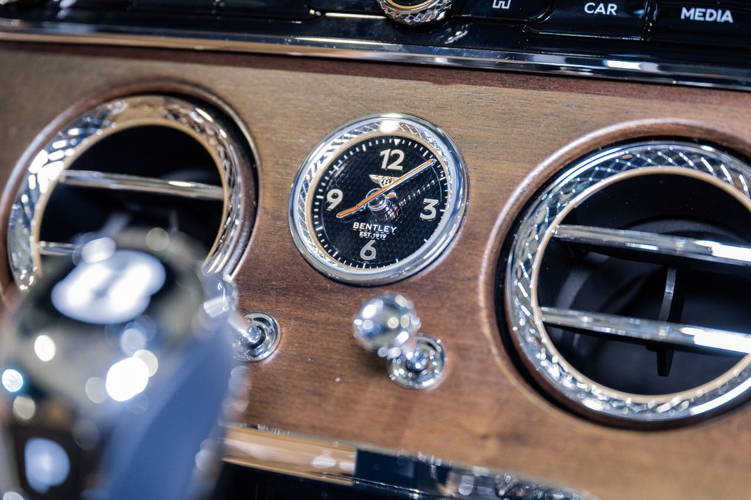 2026 BENTLEY CONTINENTAL GTC AZURE V8