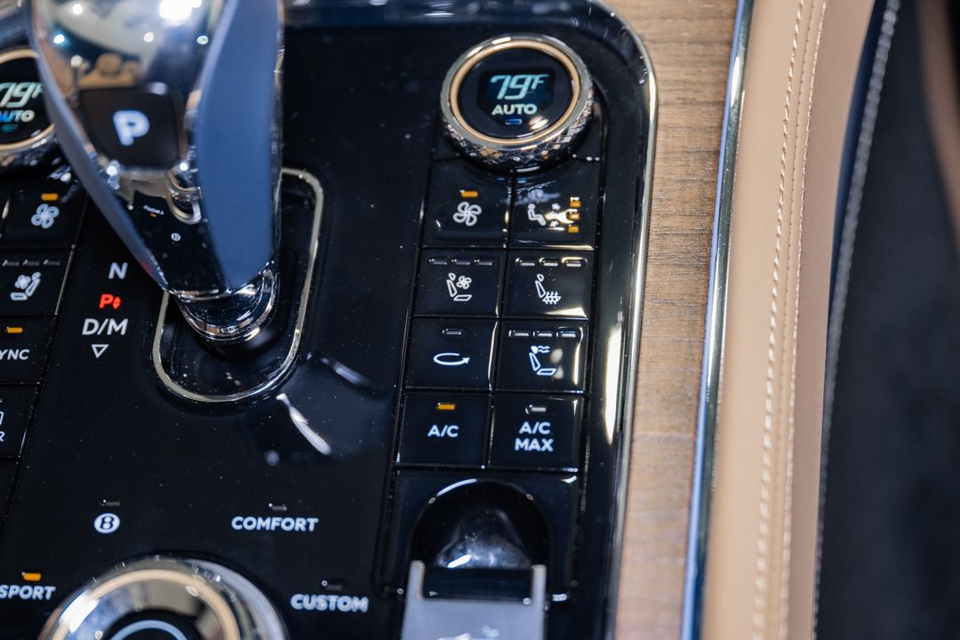 2026 BENTLEY CONTINENTAL GTC AZURE V8