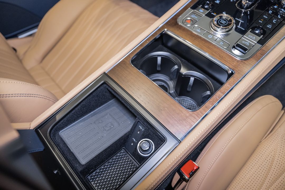 2026 BENTLEY CONTINENTAL GTC AZURE V8