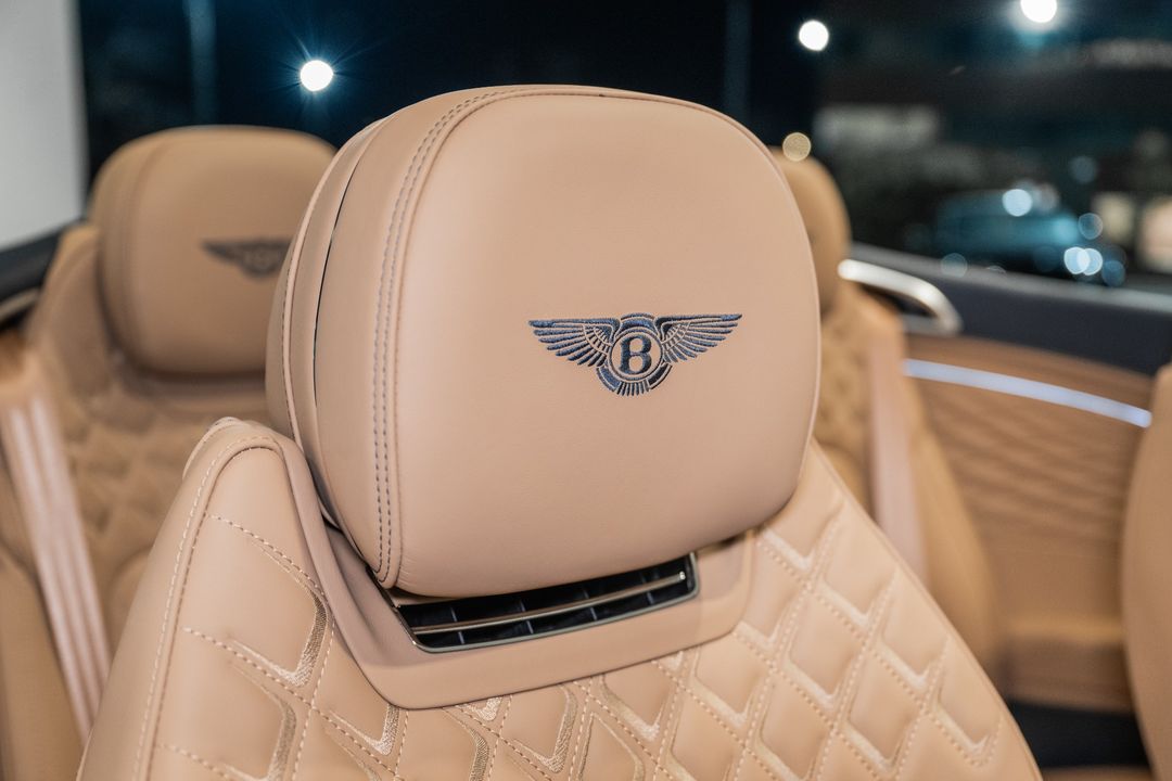 2026 BENTLEY CONTINENTAL GTC AZURE V8