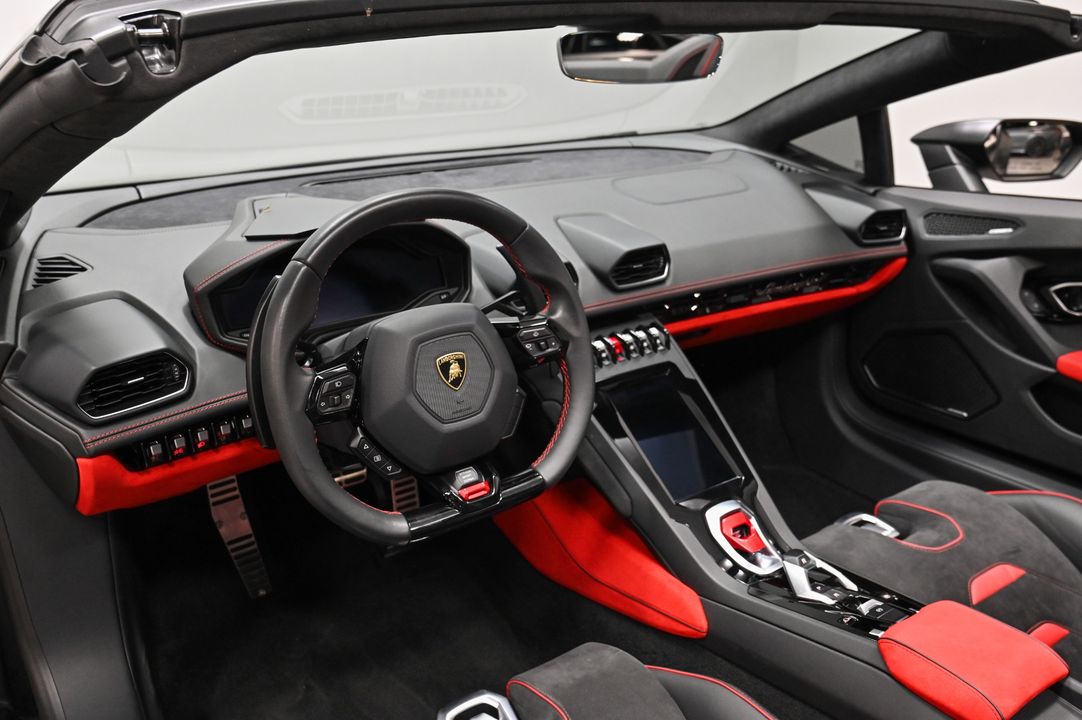 2021 Lamborghini Huracan EVO