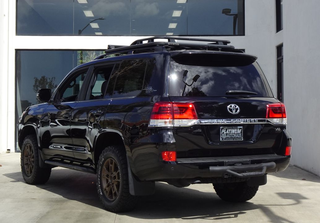 2020 Toyota Land Cruiser