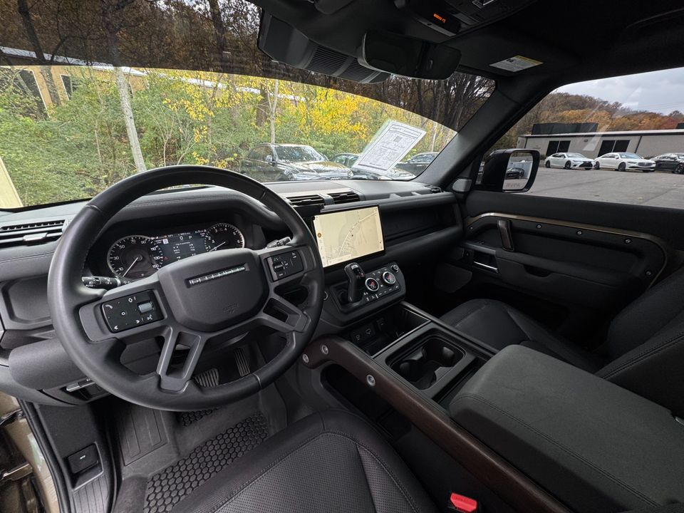 2023 Land Rover Defender