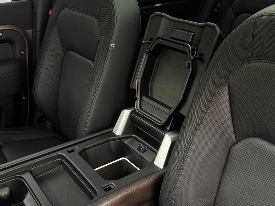 2023 Land Rover Defender