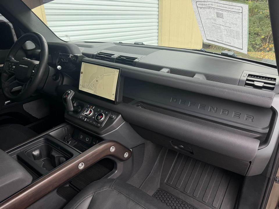 2023 Land Rover Defender