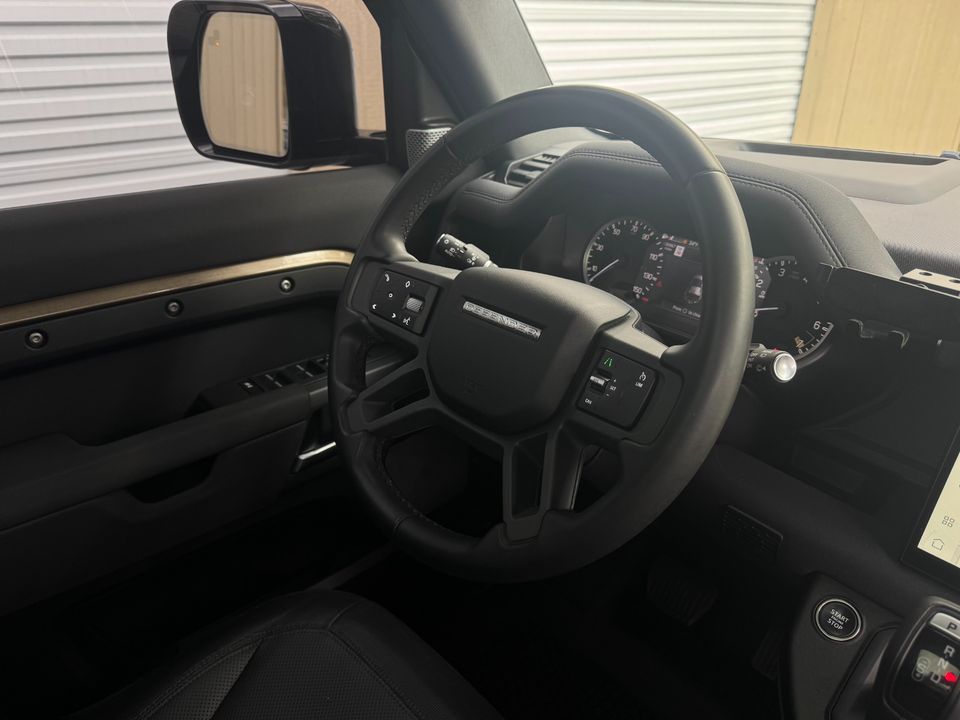 2023 Land Rover Defender