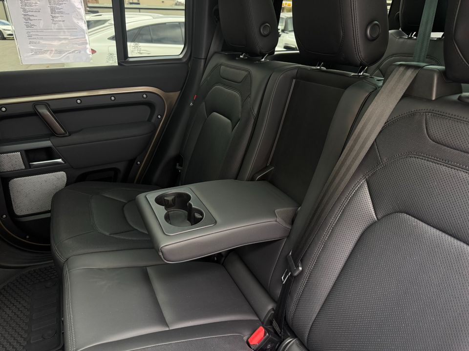 2023 Land Rover Defender