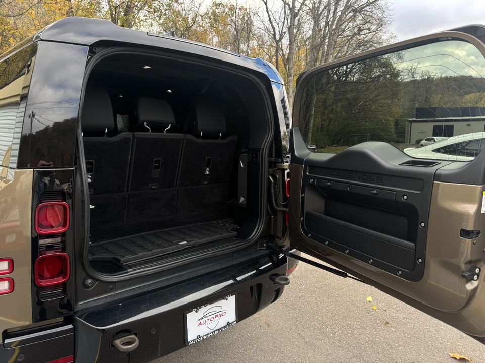 2023 Land Rover Defender