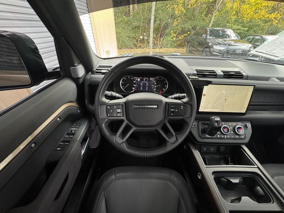 2023 Land Rover Defender