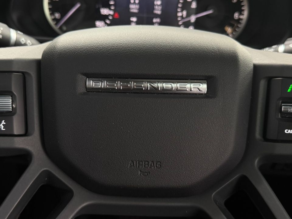 2023 Land Rover Defender