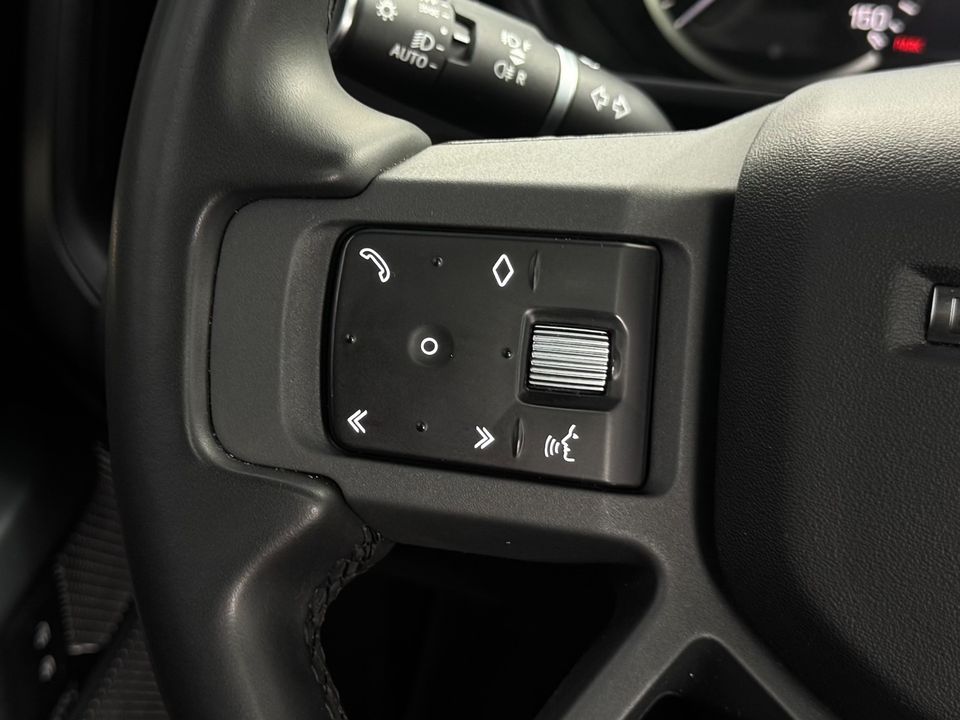 2023 Land Rover Defender