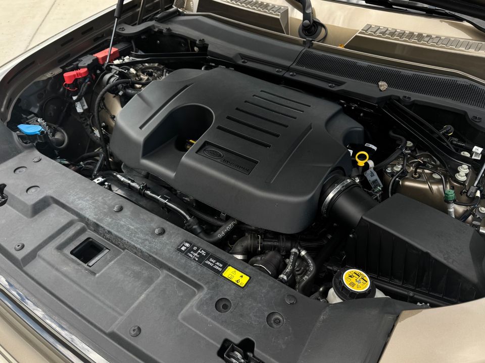 2023 Land Rover Defender