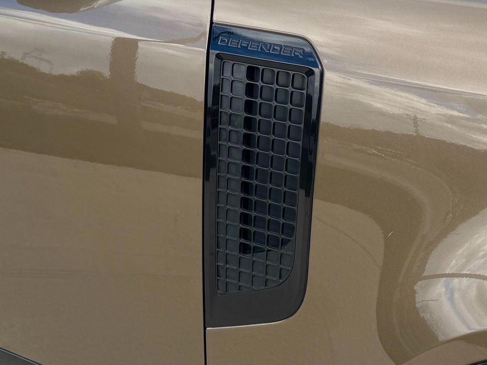 2023 Land Rover Defender